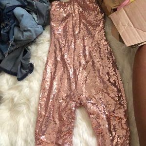 Fashionnova never worn jumpsuit